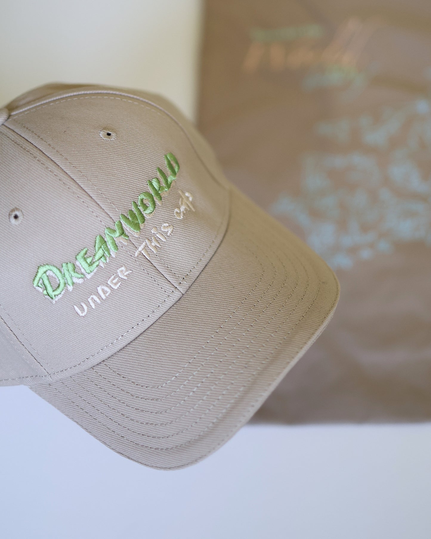 Dream cap